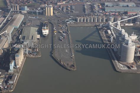 Gladstone Dock