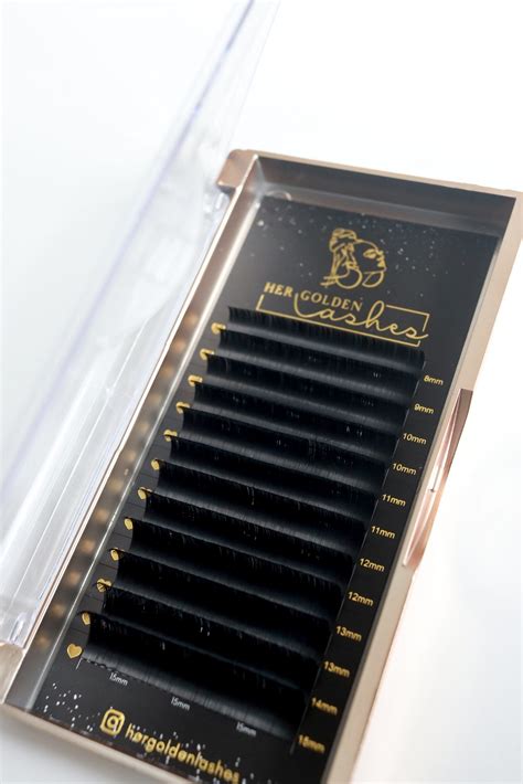 Golden Lashes à Gonfaron