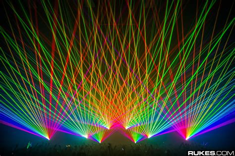 Golden Light Laser Shows