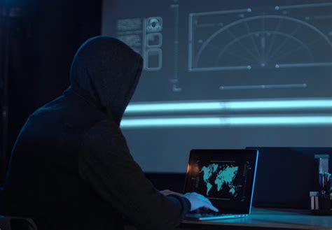 Google uncovers malware using LLMs to operate and evade detection - Help Net Security