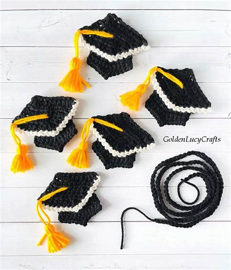 Graduation Cap Crochet Pattern
