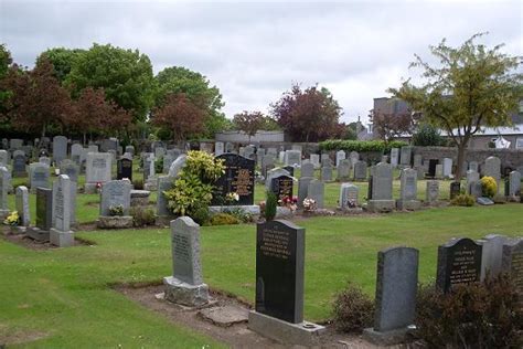 Grave of Alexander Mackie