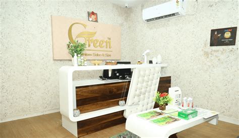 Green unisex salon and spa Ahmedabad