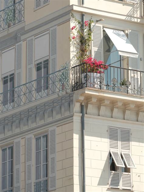 Guirat Batiment à Nice