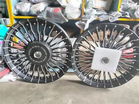 Gurmeet auto Sai parado alloy wheel