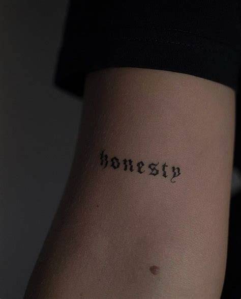 HONEST TATTOO à Frouard
