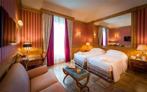 HOTEL LUX Turin