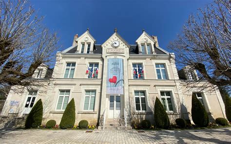 HUSSE TOURS à Fondettes