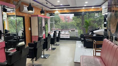 Hair Master Luxury Salon