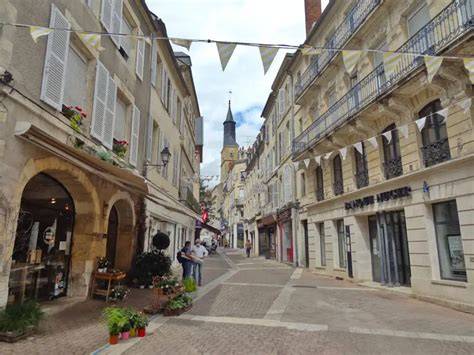 Halte Saint Pierre à Nevers