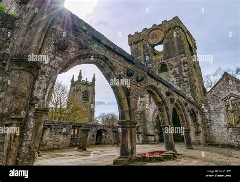 Heptonstall (St. Thomas Apostle) Church Cemetery