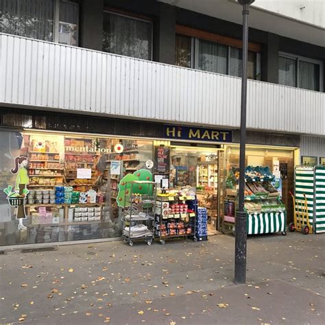 Hi Mart à Paris