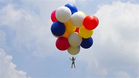 Highflying Balloons & Flowers