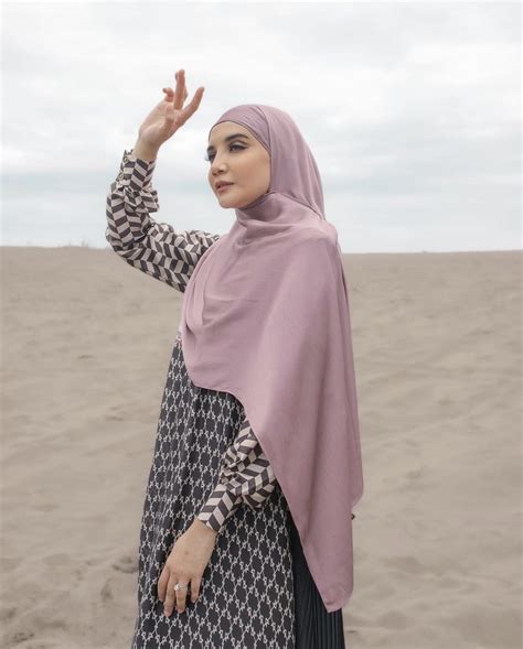 Hijab Pashmina Syari