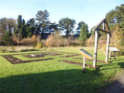 Hill End Garden of Rest, Highfield Park