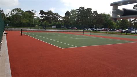 Hiltingbury tennis courts