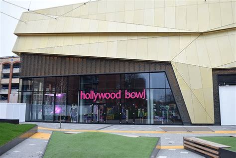 Hollywood Bowl Lakeside