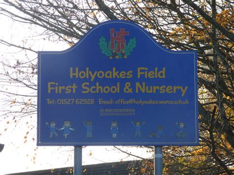 Holyoakes Field First School and Nursery