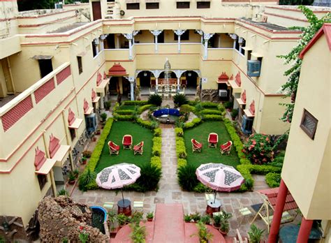 Hotel Ishwari Krupa
