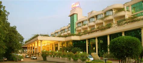 Hotel Parumal