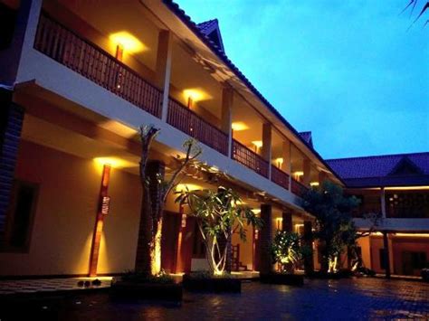 Hotel dan Restoran Purnama Jepara
