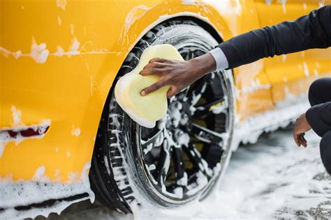How To Clean Car Wheels