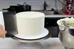 How to Decorate a Cake with Store Icing Tubes