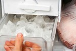 How to Flash Freeze Ice Cubes