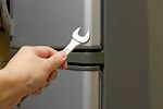 How to Remove Scratches From Refrigerator