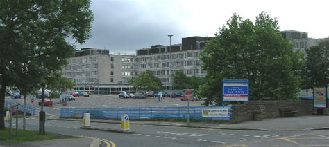 Huddersfield Royal Infirmary : Nephrology