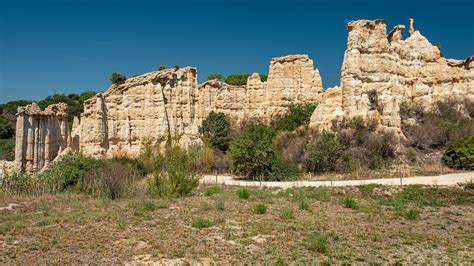 ILLE ROUSSILLON - CAMELAS à Castelnou