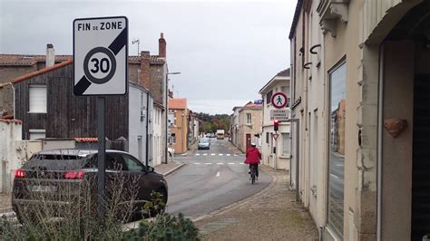 INDUSTRYAL à Geneston