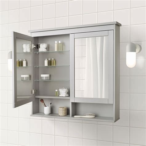 Ikea-Badezimmer-Spiegelschrank
