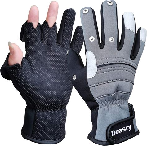 Insulated cold weather fishing gloves