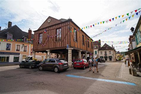 JM NEGOCES à Charny Orée de Puisaye