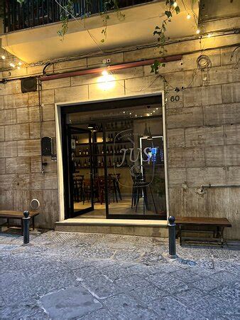 JUS Naples