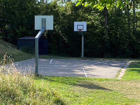 Jugendfläche Egelsbach - Bolzplatz, Basketballplatz, Tischtennis