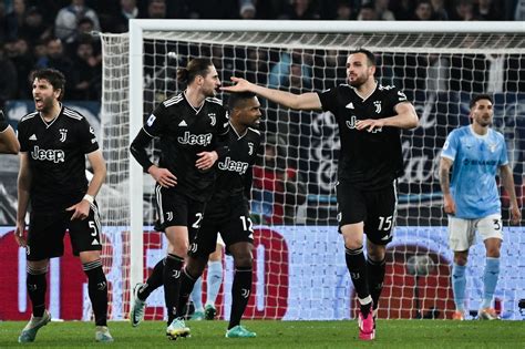 Juve 2 à Croix
