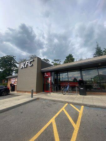 KFC Leeds - Northside Retail Park
