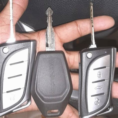 KUNDAN KEY MAKER - Duplicate Keymaker in Borivali | Bike & Car Keymaker in Borivali.