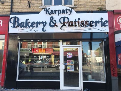 Karpaty Bakery, Hull (Newland Avenue)