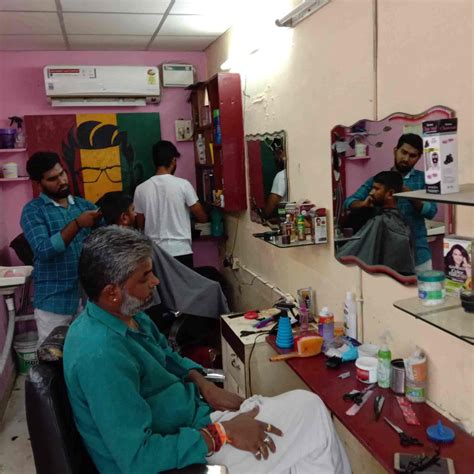Karthik hair saloon