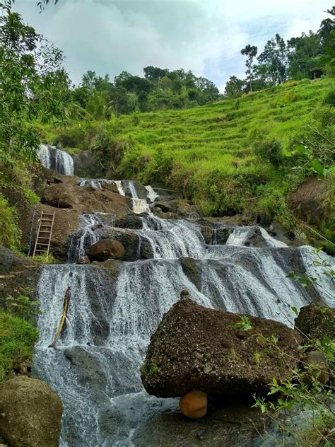 Kedung Pengilon Waterfall, Wisata Jogja Viral