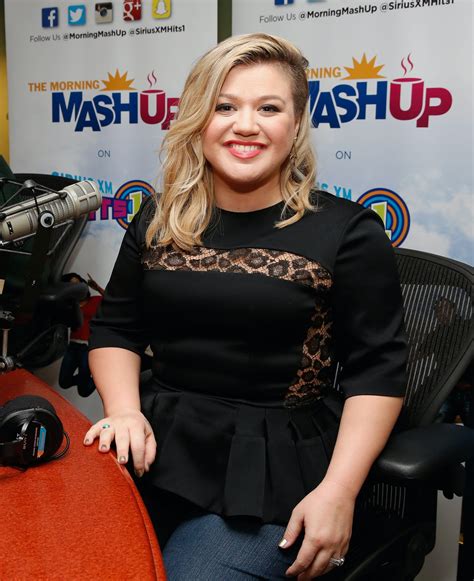 Kelly Clarkson healthy eating
