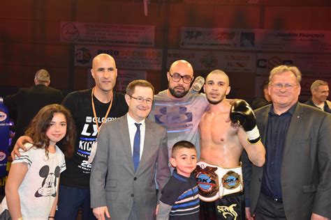 Kick Boxing Persan à Persan