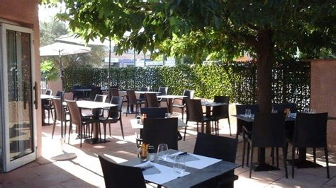 L'Entracte à Auriol