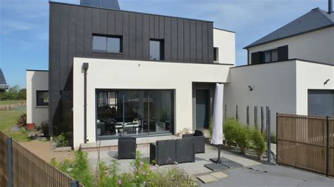 LA MAISON à Pleurtuit