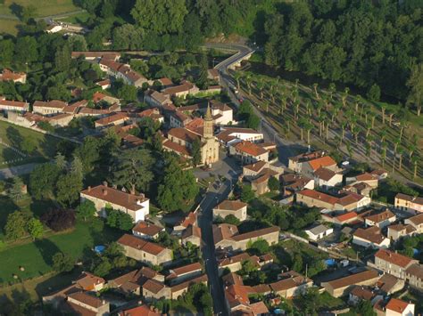 LA PROMENADE à Pointis-Inard