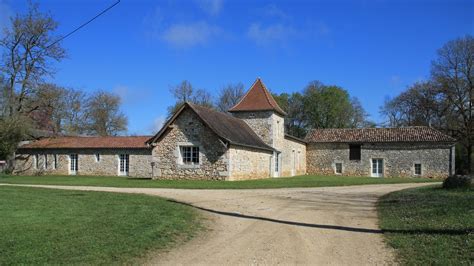 LACAILLE à Saint-Cernin-de-Labarde
