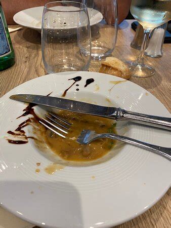 LE REVELLONS à Chanas